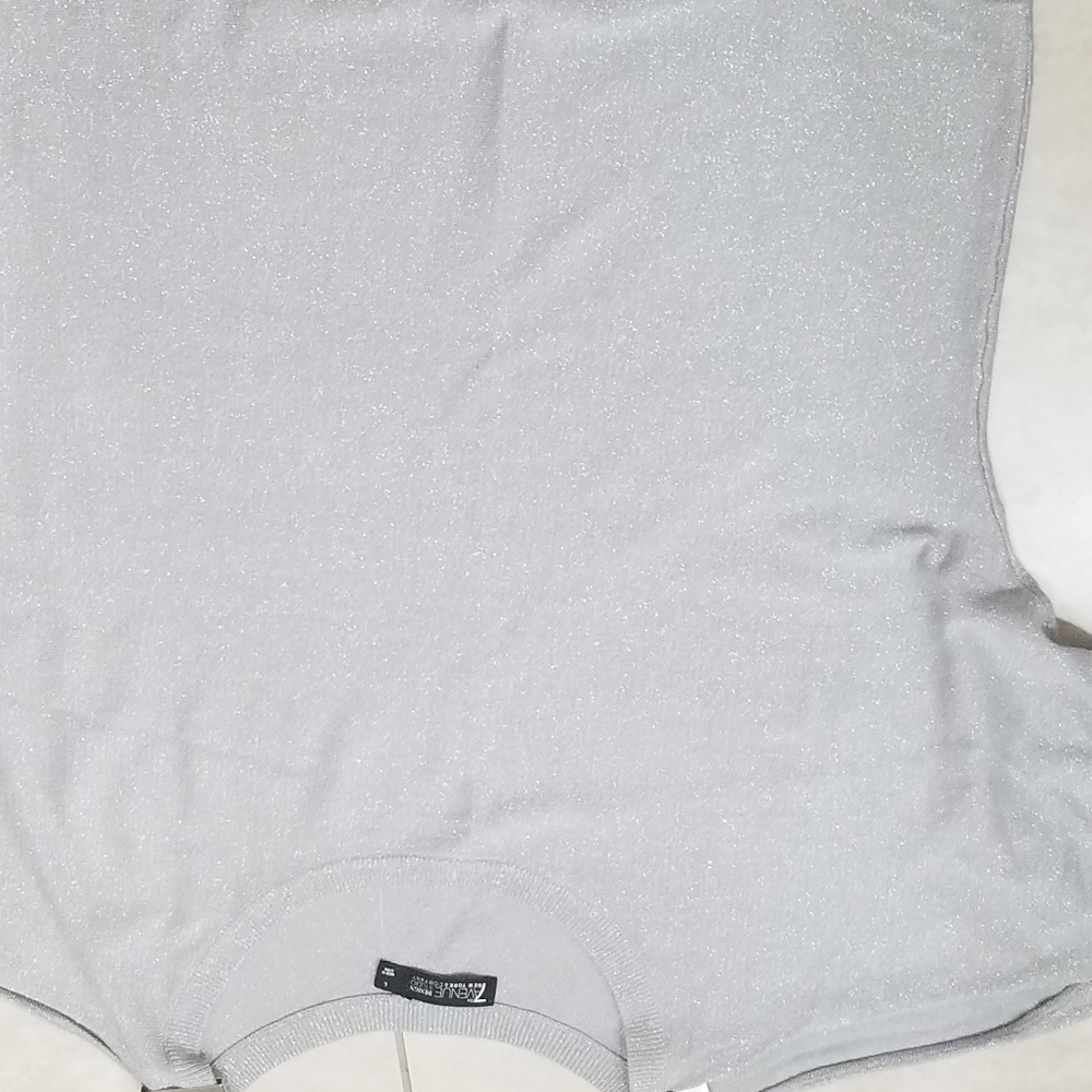 Brand new gray top size L - Picture 14 of 14